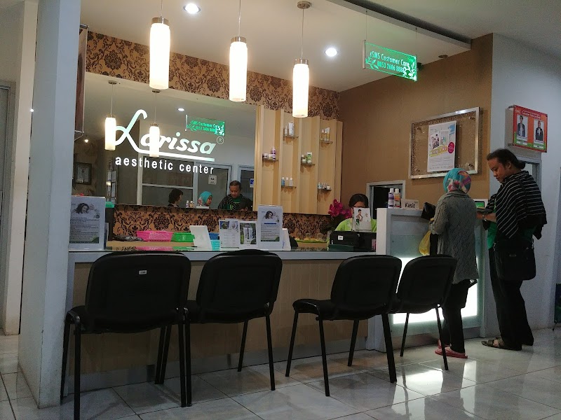 Wiwit Salon: Senyum Cerah, Kulit Sehat di Jantung Cilacap